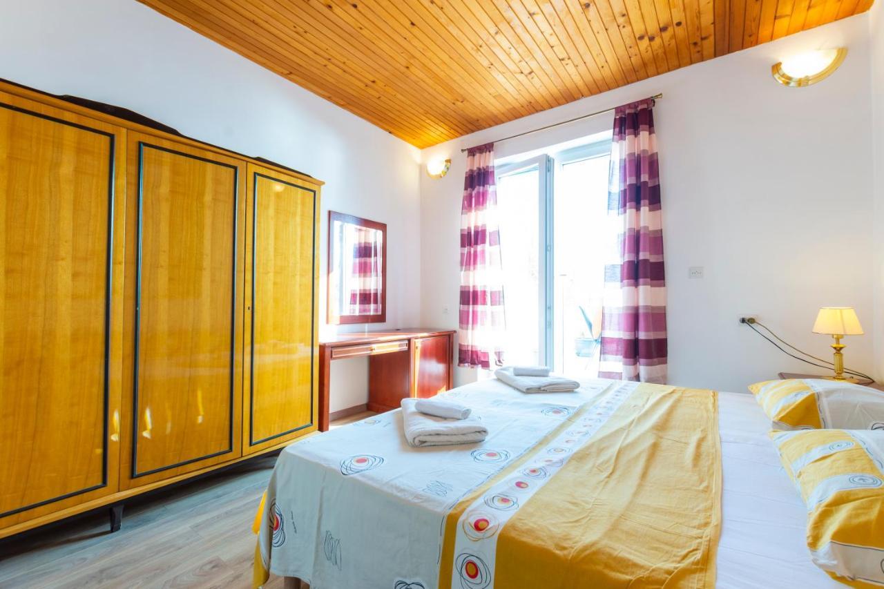 Apartment Sina Jesenice  Kültér fotó